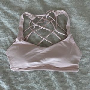 Lululemon XS light pink sports bra
